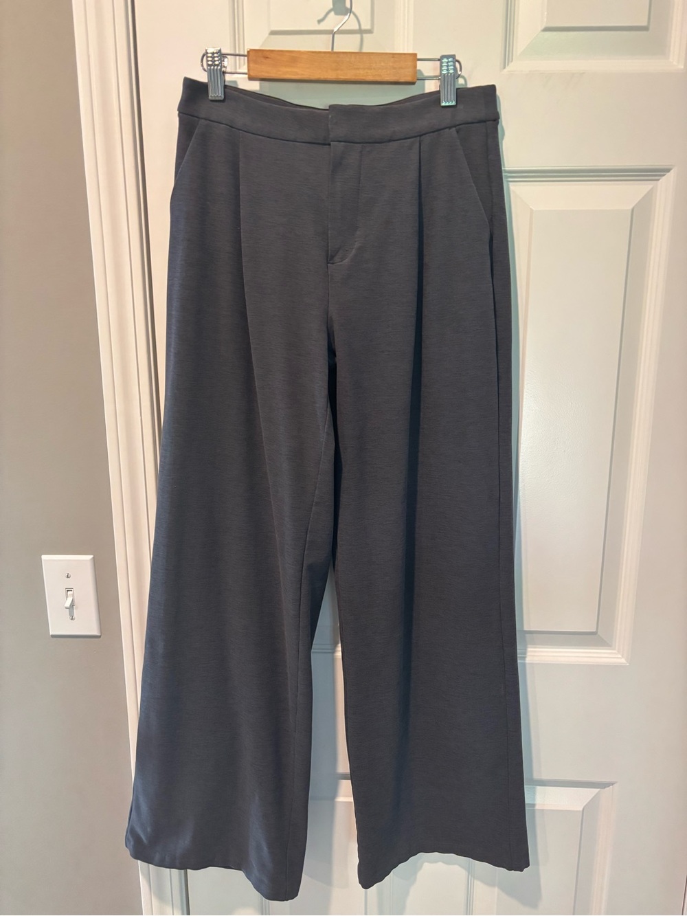 Vuori Wide Leg Trouser